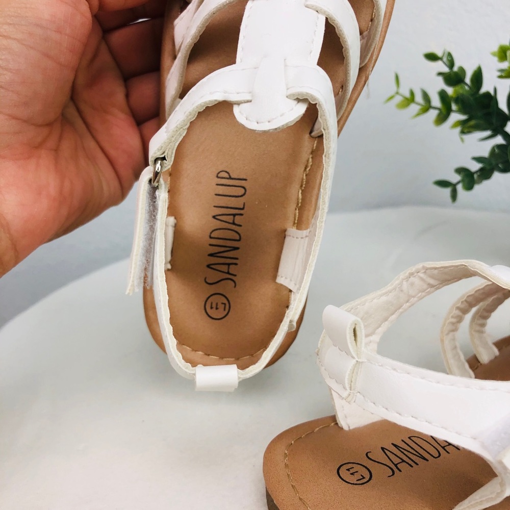 NWT WHITE VELCRO MUTLISTRAP GLADIATOR KIDS SANDALS - Picture 6 of 6